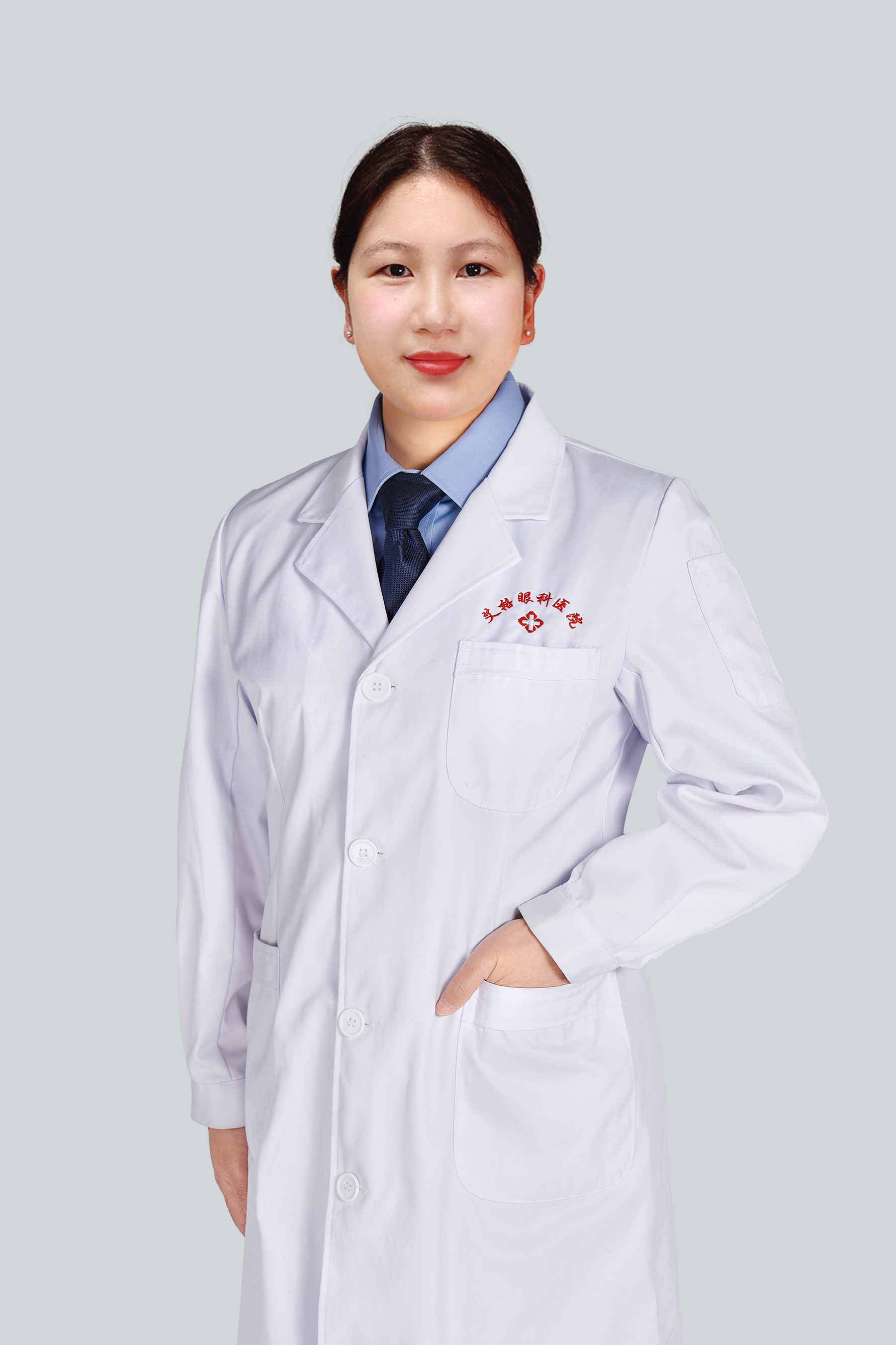 何文妍